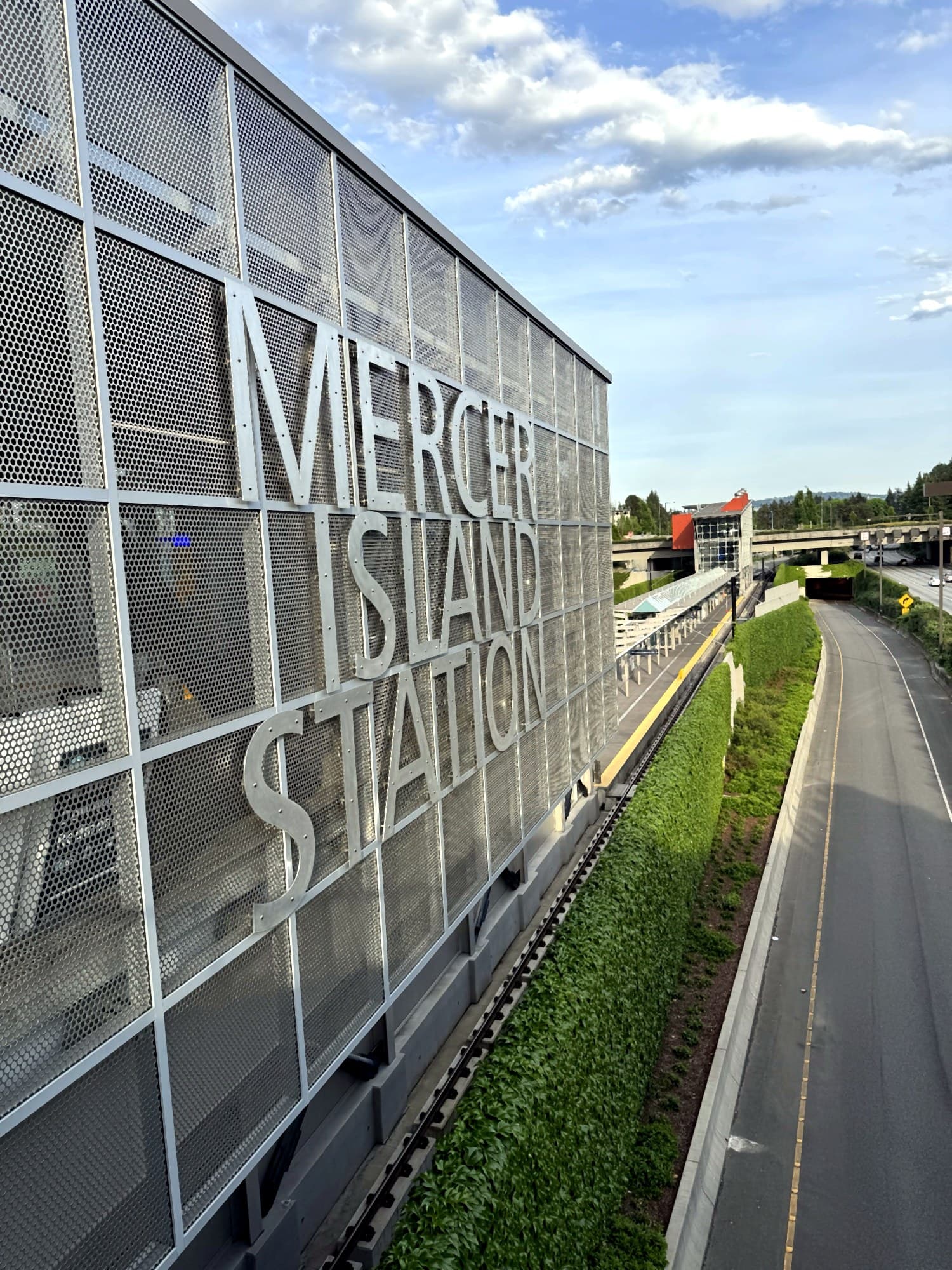 Mercer Island light rail station over the I-90 corridor