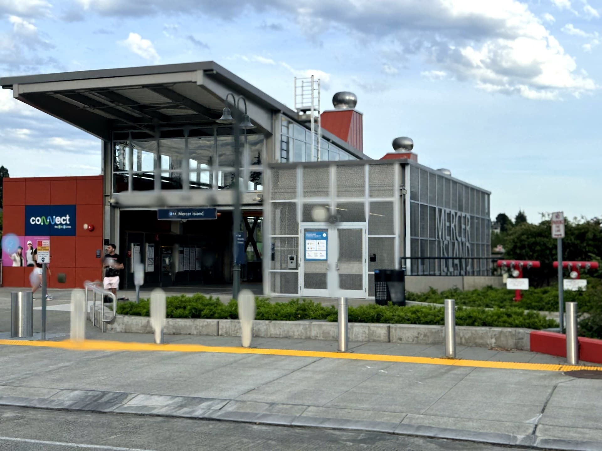 Mercer Island light rail station entrance