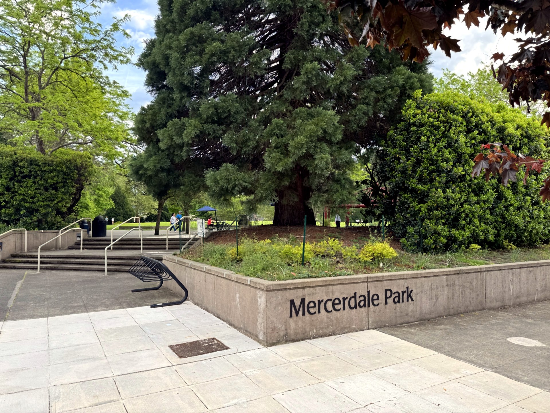 Mercerdale Park entrance with mature trees